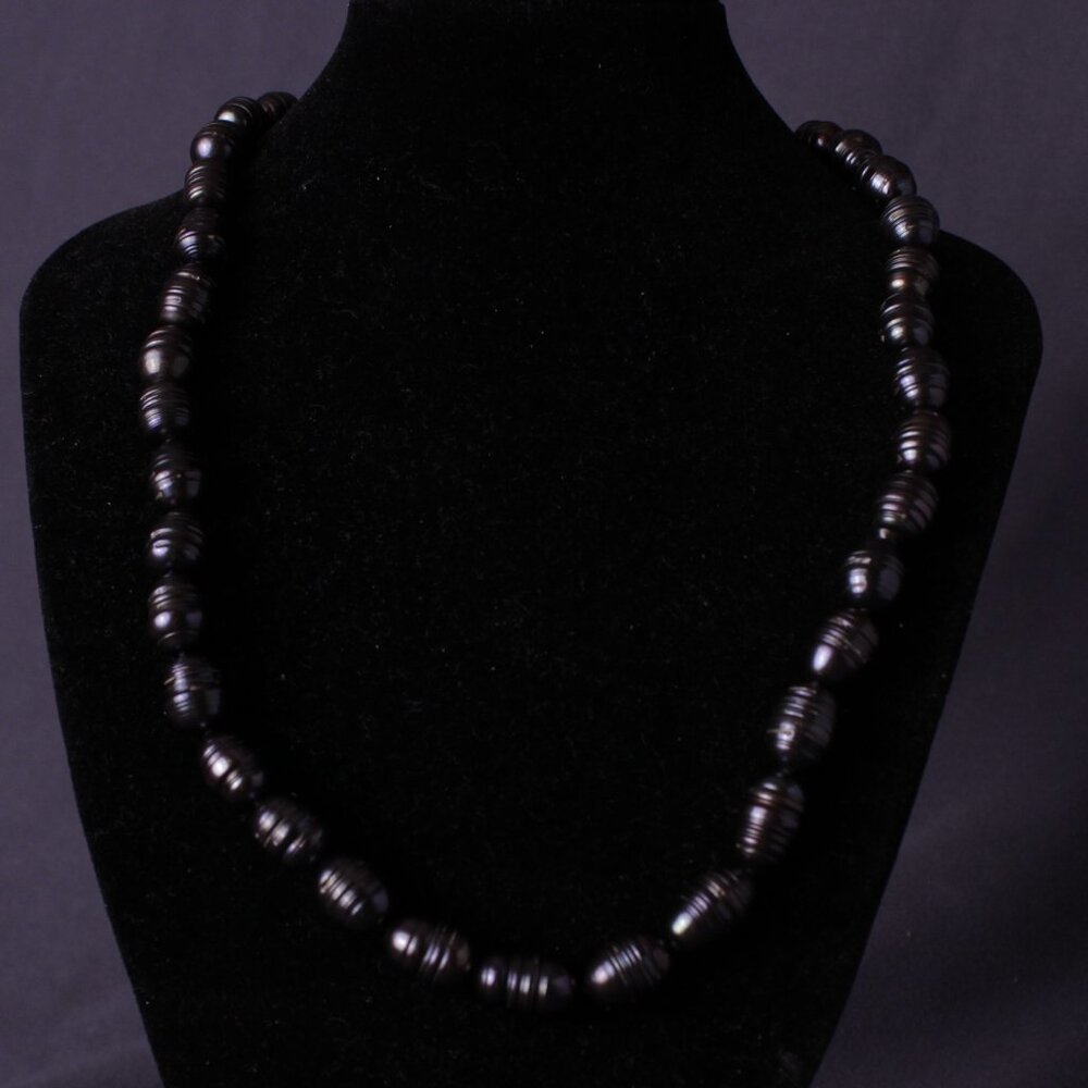 Honora 14kt Gold & 9.0 mm Black Ringed Pearl Necklace 18"